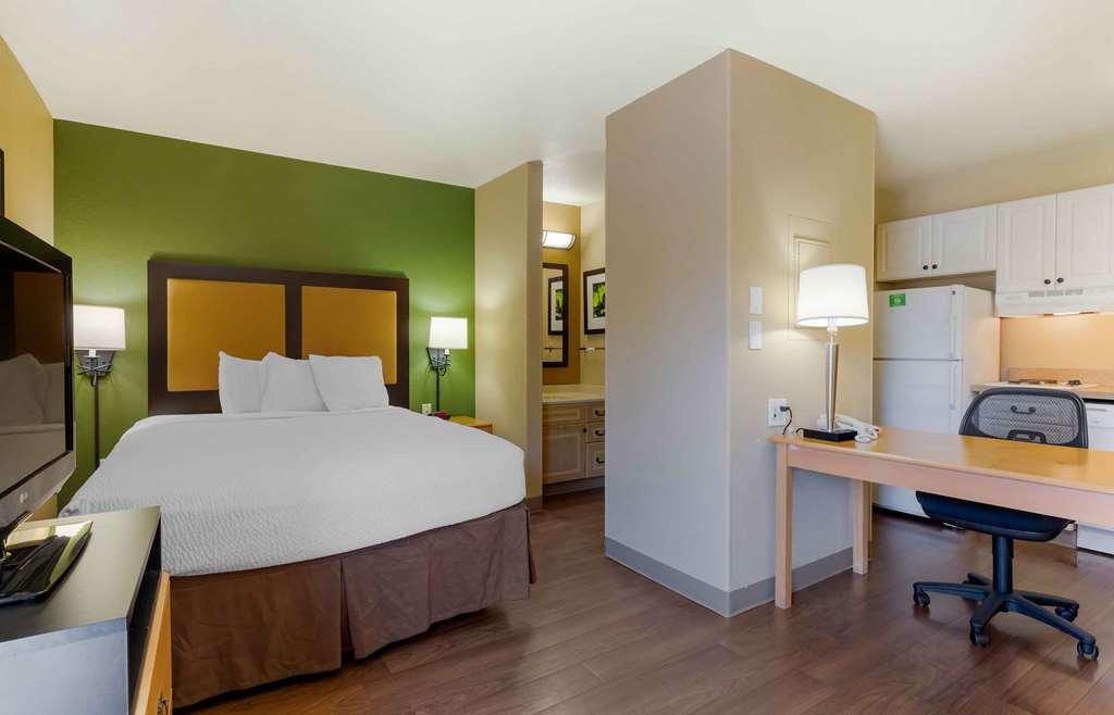 Extended Stay America Suites - Boston - Woburn Room photo